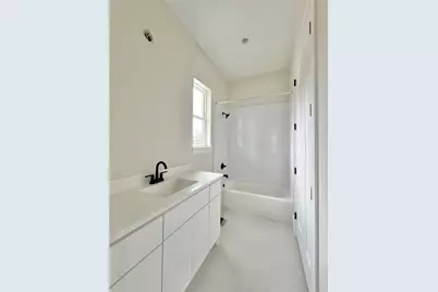 8033 Ridgeview Drive, Houston, TX 77055 - Photo 11
