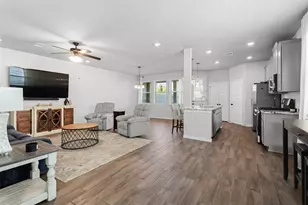 5609 Evanston Ln, Pasadena, TX 77505 - Photo 9