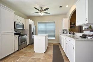 325 & 337 Fair Ln, New Braunfels, TX 78130 - Photo 11