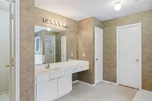 3035 Aspen Hollow Ln, Sugar Land, TX 77479 - Photo 17