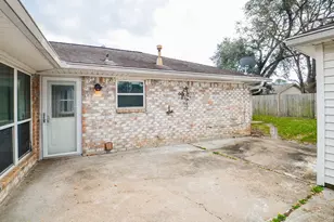 9323 Claridge Dr, Houston, TX 77031 - Photo 23