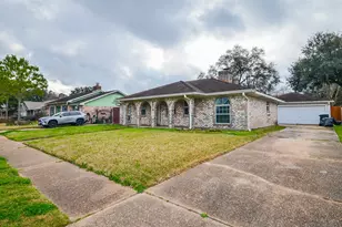 9323 Claridge Dr, Houston, TX 77031 - Photo 1