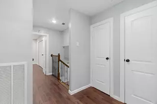 8610 Quail View Dr, Houston, TX 77489 - Photo 9