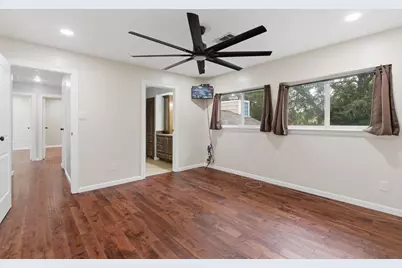 8610 Quail View Drive, Houston, TX 77489 - Photo 11