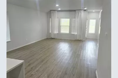 15019 Crown Manor Drive, Houston, TX 77044 - Photo 9