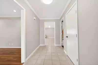5526 Edith Street, Houston, TX 77081 - Photo 7