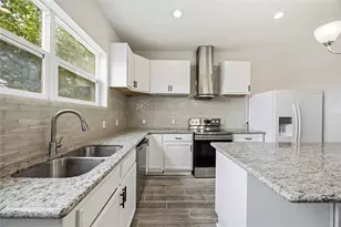 5302 Saxon Dr, Houston, TX 77092 - Photo 7