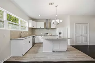 5302 Saxon Dr, Houston, TX 77092 - Photo 3