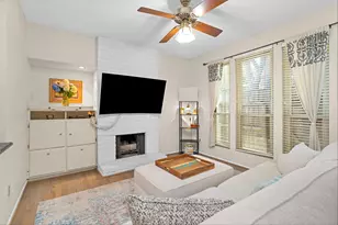 1881 Bering Dr, Houston, TX 77057 - Photo 3