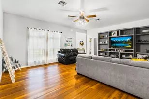 285 Lariat Ln, Livingston, TX 77351 - Photo 5