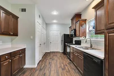 12511 Gulf Coast Dr, Willis, TX 77378 - Photo 13