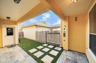 14454 Summerleaf Ln, Houston, TX 77077 - Photo 13