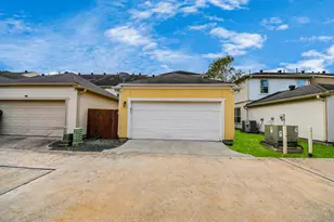 14454 Summerleaf Ln, Houston, TX 77077 - Photo 25