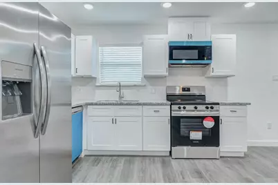 8218 Bigwood Street #B, Houston, TX 77078 - Photo 3