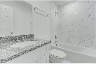 8218 Bigwood Street #B, Houston, TX 77078 - Photo 13