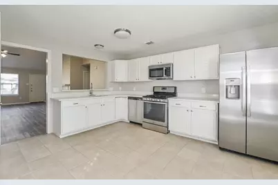 4923 Bayboro Park Drive, Friendswood, TX 77546 - Photo 7