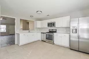 4923 Bayboro Park Dr, Friendswood, TX 77546 - Photo 7