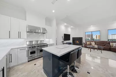 3388 Sage Road #601, Houston, TX 77056 - Photo 3