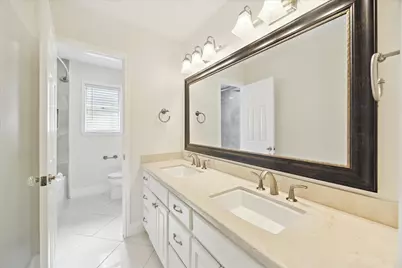 4530 T C Jester Boulevard, Houston, TX 77018 - Photo 19