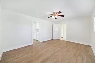 4530 T C Jester Blvd, Houston, TX 77018 - Photo 5