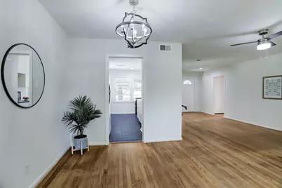 4125 Woodfox Street, Houston, TX 77025 - Photo 9