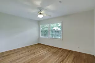 4125 Woodfox St, Houston, TX 77025 - Photo 5