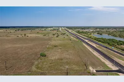 18804 Zac Lentz Parkway, Victoria, TX 77905 - Photo 13