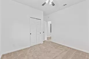 617 Prairie Ln, Angleton, TX 77515 - Photo 5