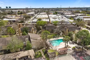 9371 Pagewood Ln, Houston, TX 77063 - Photo 33