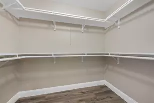 9371 Pagewood Ln, Houston, TX 77063 - Photo 23