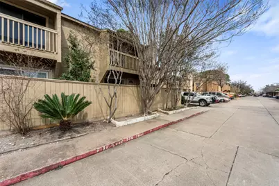 9371 Pagewood Lane, Houston, TX 77063 - Photo 31