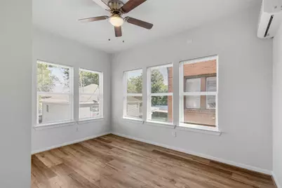 4313 Harrisburg Boulevard #7, Houston, TX 77003 - Photo 9