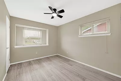 11502 Fawnway Dr, Houston, TX 77048 - Photo 19