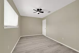 11502 Fawnway Dr, Houston, TX 77048 - Photo 15