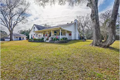 540 Hickory Creek Road, Bellville, TX 77418 - Photo 1