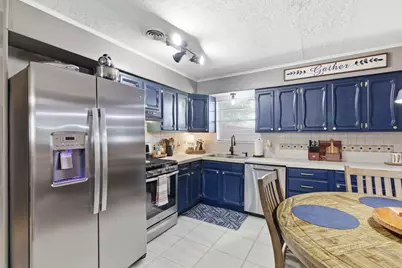3902 Stillmeadow Drive, Bryan, TX 77802 - Photo 17