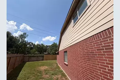 1702 Whispering Forest Drive, Houston, TX 77339 - Photo 25