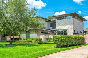 5642 Cedar Creek Dr, Houston, TX 77056 - Photo 1