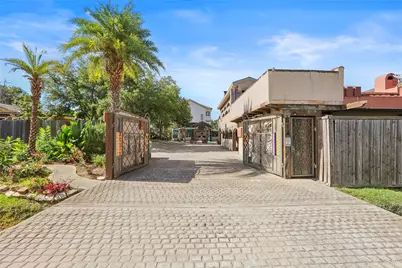 614 Pine Gully Road #Loft, Seabrook, TX 77586 - Photo 29