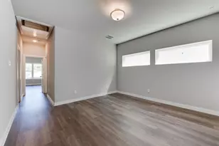 6615 Ezzard Charles Ln, Houston, TX 77091 - Photo 31