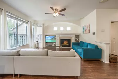 14 N Flickering Sun Circle, The Woodlands, TX 77382 - Photo 13