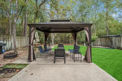 14 N Flickering Sun Circle, The Woodlands, TX 77382 - Photo 33