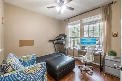 14 N Flickering Sun Circle, The Woodlands, TX 77382 - Photo 17