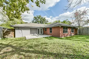 6833 Concho St, Houston, TX 77074 - Photo 29