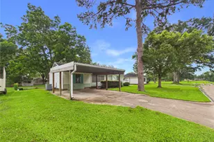 1006 Mac Dr, Sweeny, TX 77480 - Photo 3