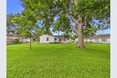 1006 Mac Drive, Sweeny, TX 77480 - Photo 11