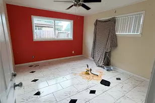 910 San Jacinto Ave, Texas City, TX 77590 - Photo 13