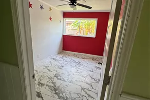910 San Jacinto Ave, Texas City, TX 77590 - Photo 13