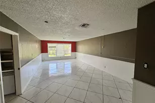910 San Jacinto Ave, Texas City, TX 77590 - Photo 9