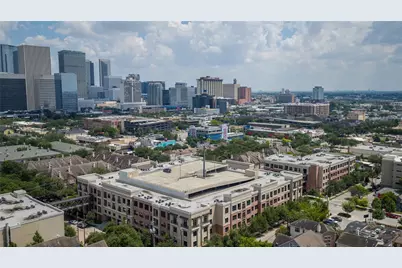 306 McGowen Street #1120, Houston, TX 77006 - Photo 19